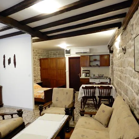 Apartment Primorac *